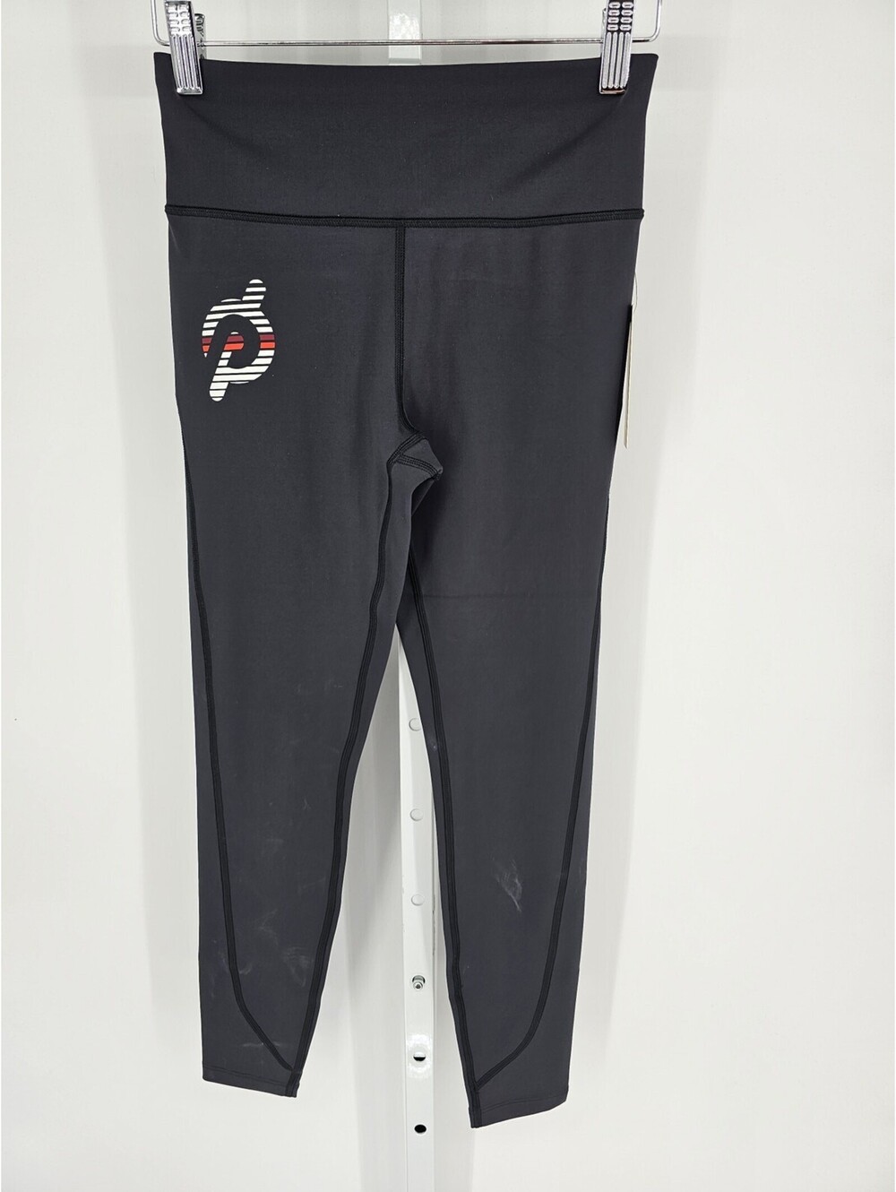 Peloton Womens Sz S Cropped Compression Athletic Leggings Black NEW